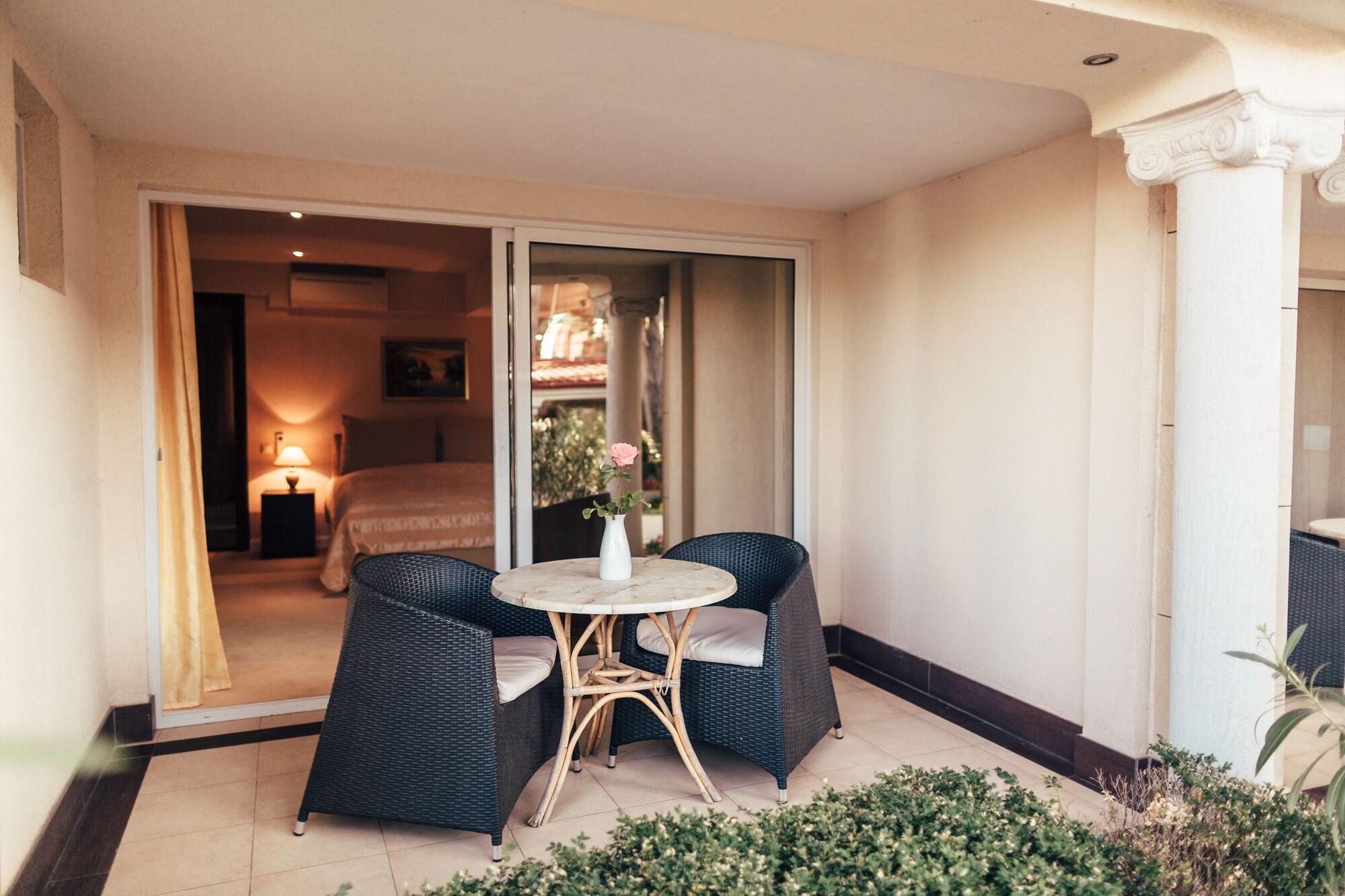 Vox Maris Grand Resort (Adults Only) Costinesti Exterior photo